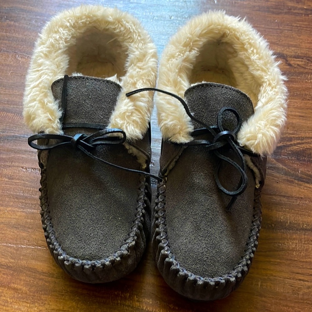 Women’s winter ankle shoes